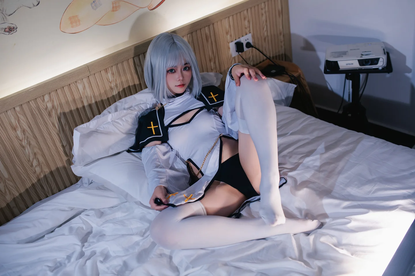 洛城雪 - No.002 涤罪神官 [37P-312MB] tg@simisebaisi 【丝足阁】026.webp
